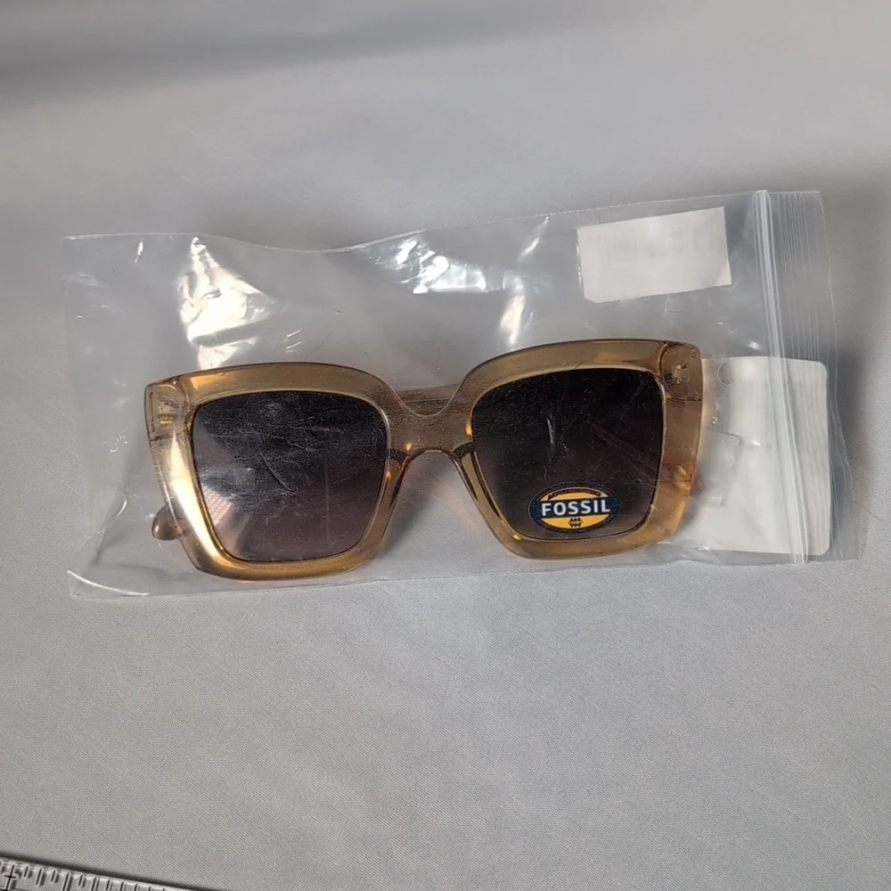 Fossil 55 mm Cat Eye Sunglasses in Honey